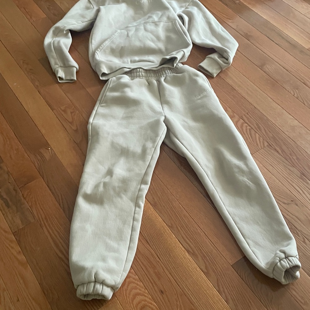 Comfrt Set - image 2